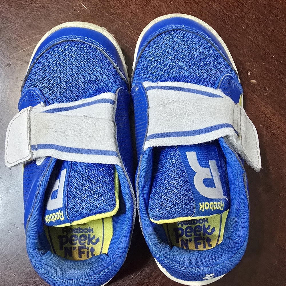 Reebok Kids Sneakers in Blue Size 7 - Picture 2 of 5